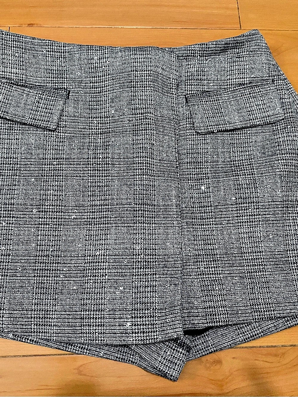 Express High Waist Checkered Shorts Gray & Black Size 4 NWT